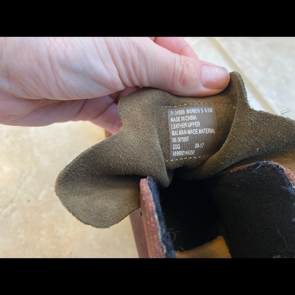 G.H.BASS and CO Hiking Boots - Picture 5 of 5